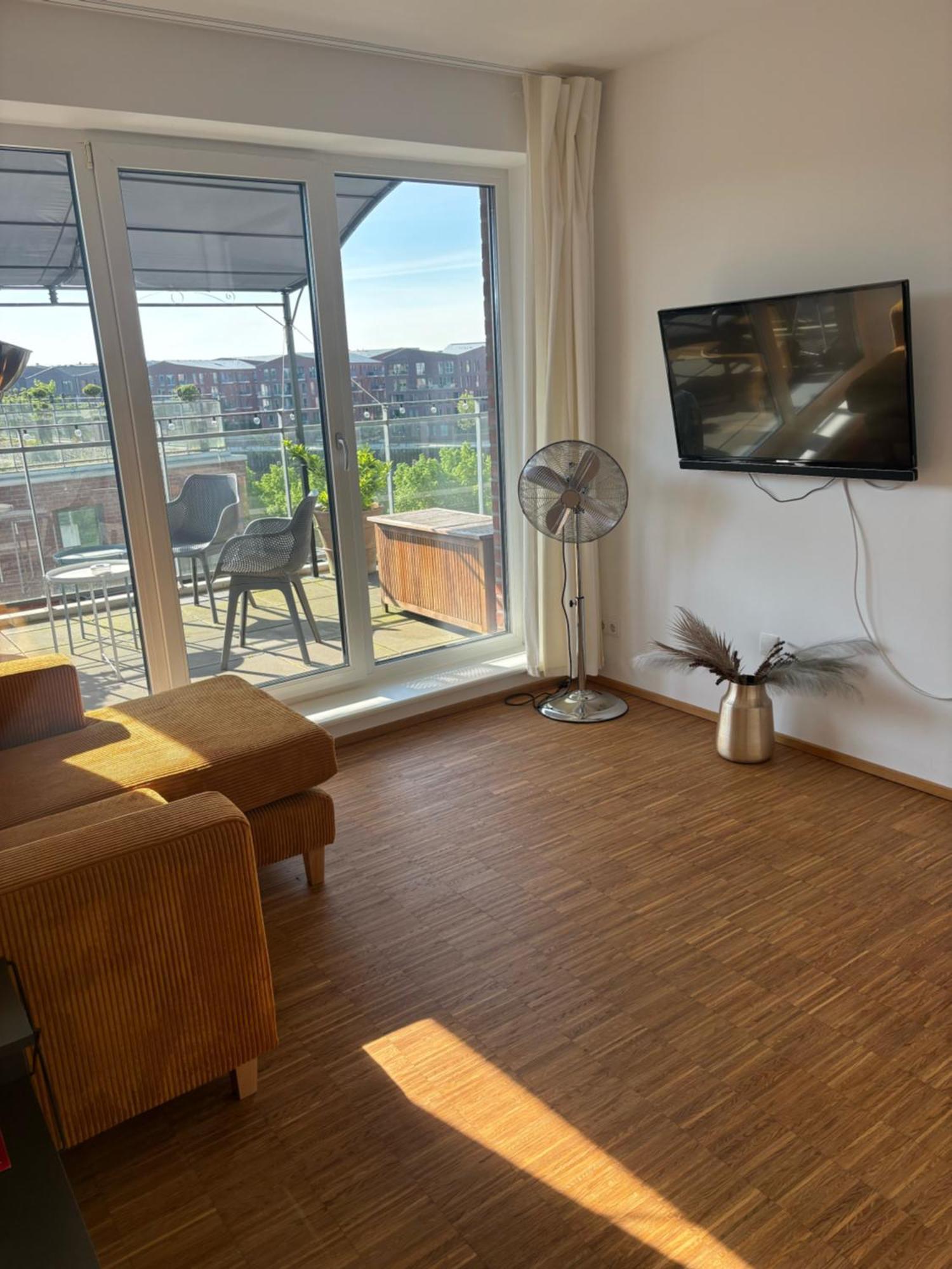 Penthouse-Wohnung Mit Flussblick Oldenburg Esterno foto